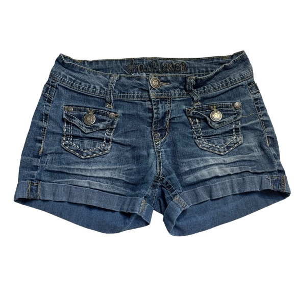 BUNDLE of Wallflower Jean Shorts 3 Size 3 Jrs Blue Denim Short Shorts Trio Set - Picture 2 of 16